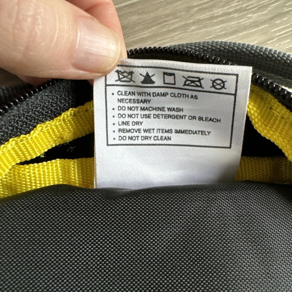 Nike‎ Vintage Center Swoosh Y2K Backpack 90s Black Yellow Embroidered VTG